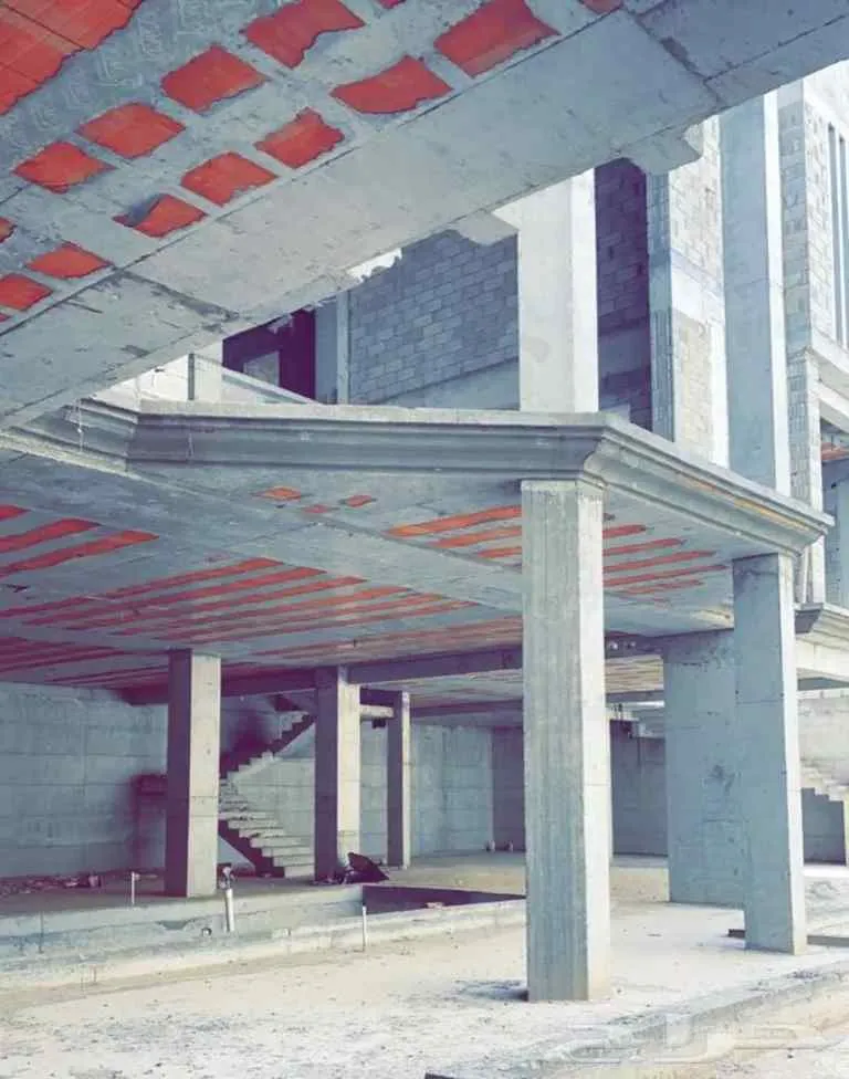 مقاول عظم