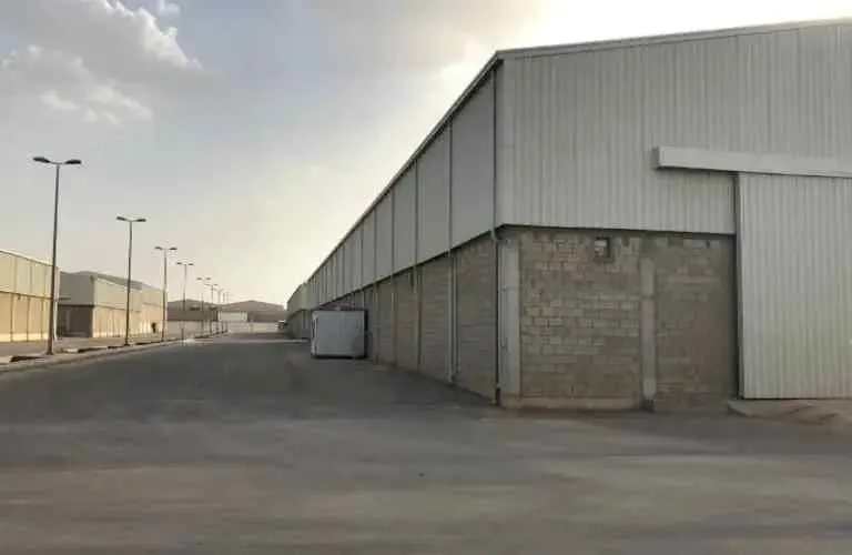 تكلفة بناء مستودع
